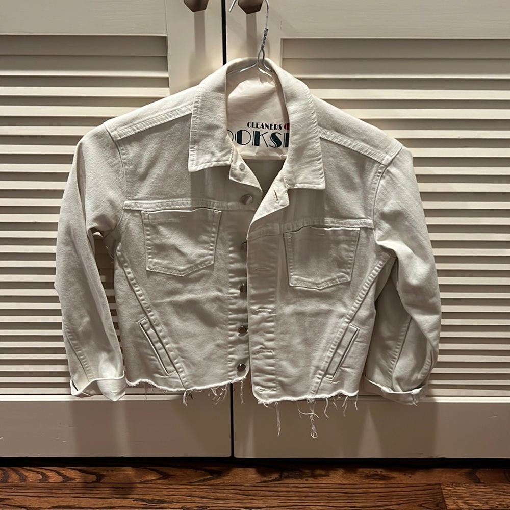 L'Agence
Janelle Slim Raw-Edge Jacket